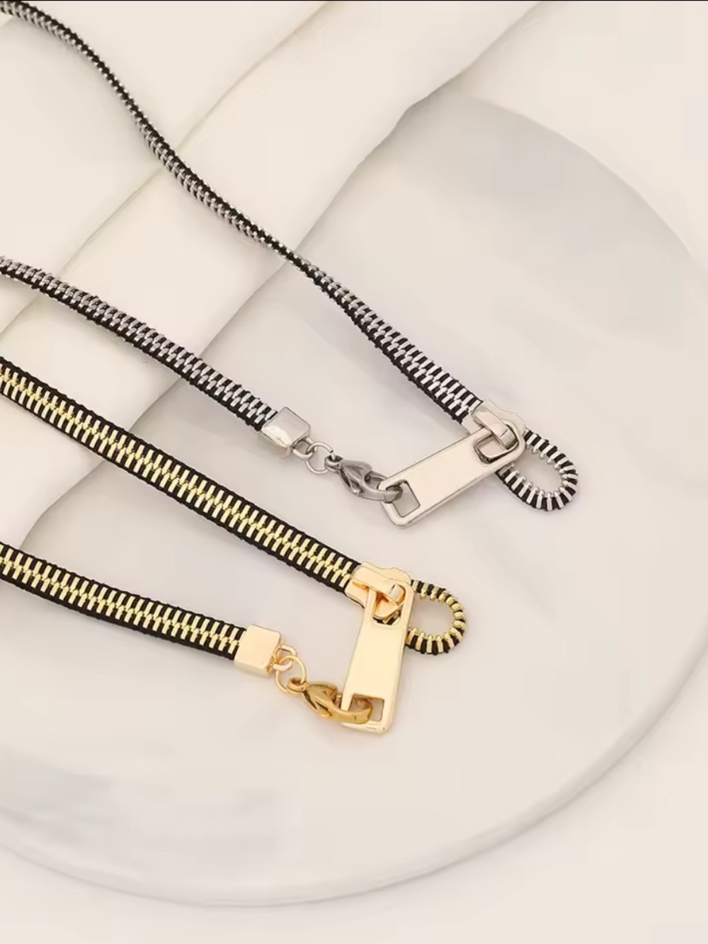 Modern Icon Zip Chain Necklace - Picture 3 of 6